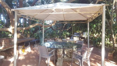 Facilities, Tropical Beach Boutique Guesthouse in Shelly Beach