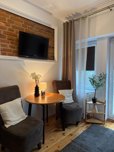 Cozy Central Krakow Studio - Walk to Wawel - Fast Wi-Fi & Smart TV - Kraków