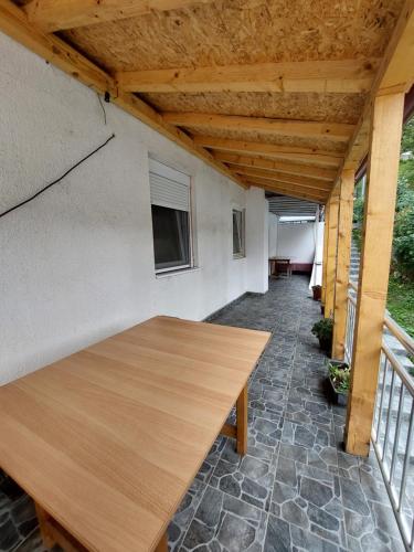Balkons/terase, Apartman Nedeljković (Apartman Nedeljkovic) in Lukovo