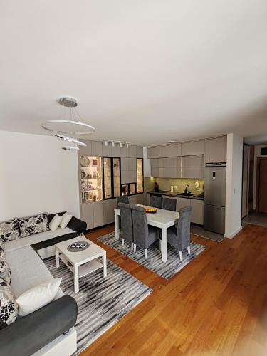 Lux Star Belgrade - Free Garage Parking