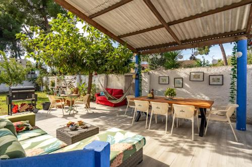 Atenea Room by the Beach - Claire Homes in Castelldefels