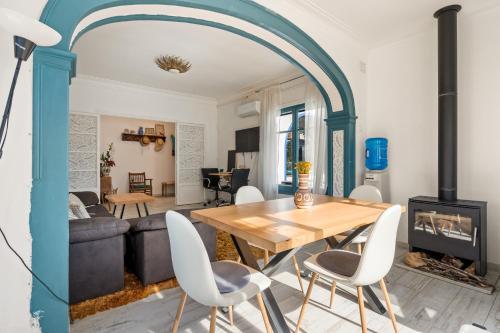 Atenea Room by the Beach - Claire Homes in Castelldefels