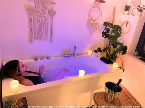 Karstais baseins, Romantic Getaway - BaBsuites in Palmoli