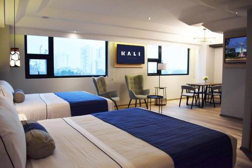 room detail thumbnail 1