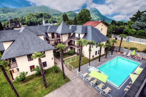 Piscina, Zenitude Hotel & Residences L'Acacia in Lourdes