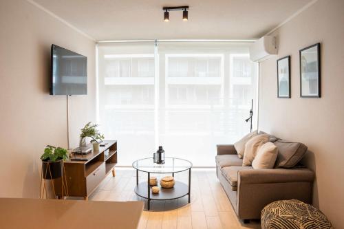 HOM I WiFi, AA, Piscina, Parking, Metro 4 min