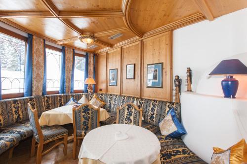 Hotel Schlosshof – Ischgl, MO