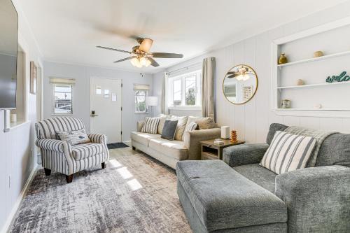 Boat Dock and Yard Waterfront Okeechobee Retreat in Okeechobee