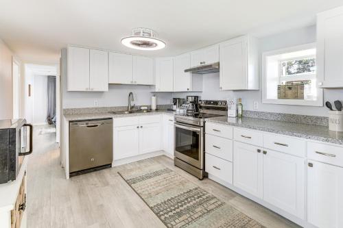 Boat Dock and Yard Waterfront Okeechobee Retreat in Okeechobee