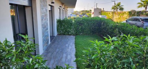 Rez de Jardin das une belle résidence balnéaire (Rez de Jardin das une belle residence balneaire) in 希迪拉哈爾