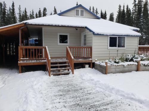 Buitenkant, Cook's Place in Tok (AK)