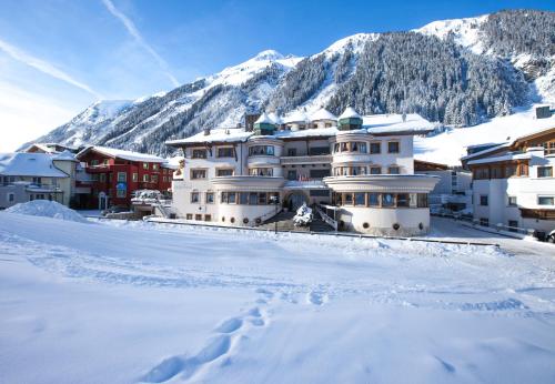 Hotel Schlosshof - image 7