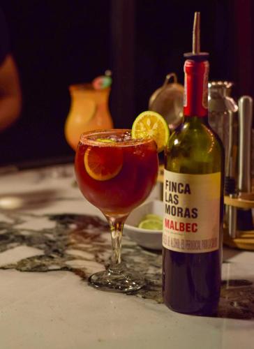 Pub/Lounge, Hacienda Agua Bendita in Acacias