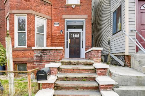 Explore & Work! Stylish Washington Heights Duplex in نيوبورجه