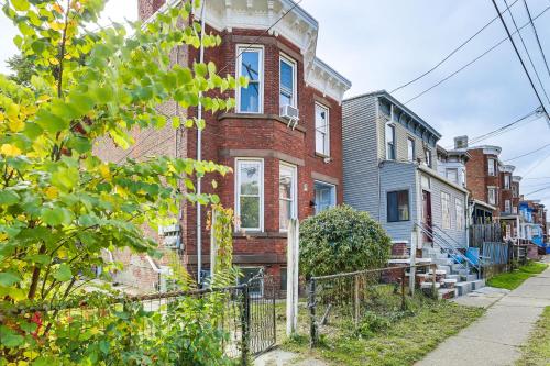 Explore & Work! Stylish Washington Heights Duplex in نيوبورجه