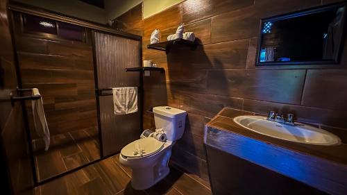 Badezimmer, La Fortuna Waterfall Bungalows in La Fortuna