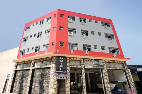 Hotel Boneville Santo Amaro - 850 m do Metrô Largo Treze - Promoção Ano Novo Com 60 OFF – khách sạn tại Santo Amaro