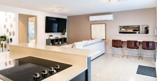 Aquaville Rentals Apt. #4 - image 3