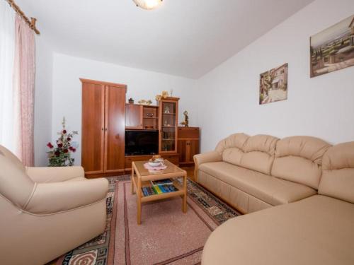 Apartments Scerbe Gordana & Miljenko Rab - Two Bedroom Apartment with Terrace 1 – khách sạn tại Mundanije