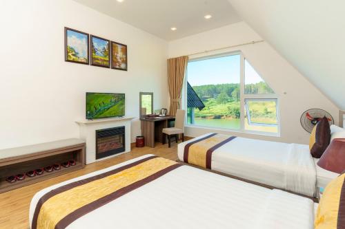 room detail thumbnail 1