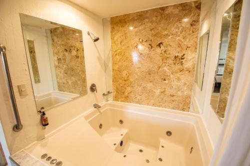 Facilities, Mision Argento Zacatecas in Zacatecas