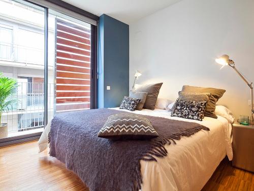 Apartment Barcelona Rentals - Penthouse with Terrace, Barcelona