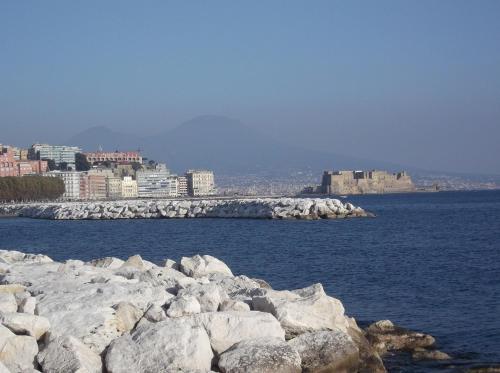 Monolocale fronte strada Napoli centro storico, Naples (photo 10)