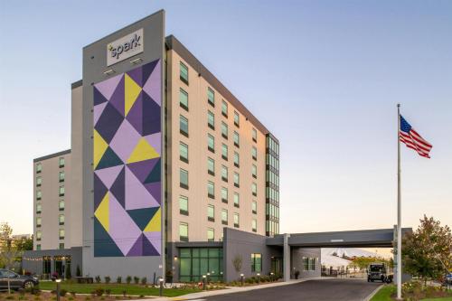 Spark By Hilton Madison Central - Hotel - Madison
