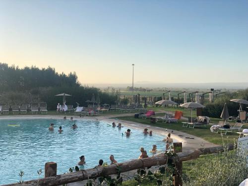 周邊環境, Casale Fedele Relax B&B Vicino al Borgo in 隆齊里奧內