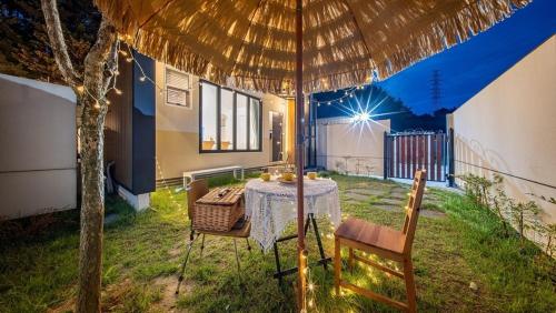 Private Emotional Stay Gangneungchae in Jumunjin-eup