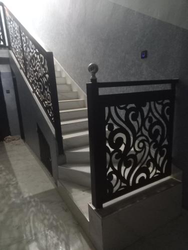 Fèmi (Femi) in Santhiaba