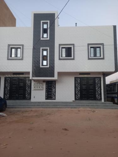 Fèmi (Femi) in Santhiaba