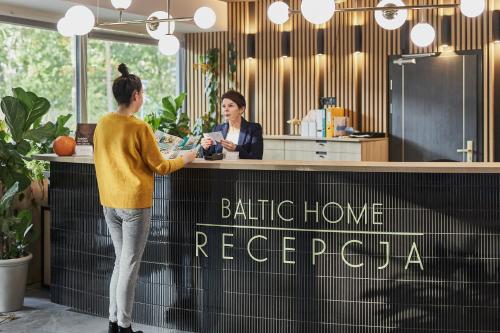 ล็อบบี้, ApartPark Baltic Home in สไวนูจซี