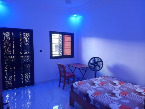 Fèmi (Femi) in Santhiaba