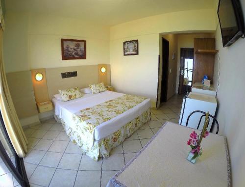 Yak Beach Hotel Ponta Negra - Tap to explore photos