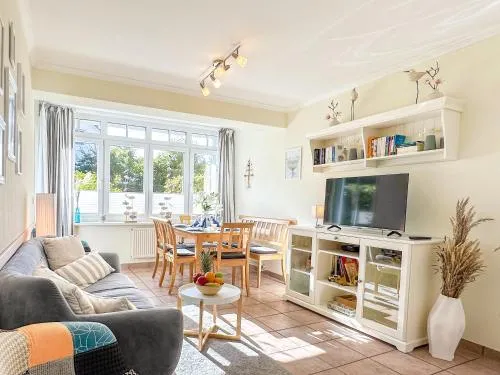 Villa Meernixe Ferienwohnung Nr 10 in Binz, Deutschland