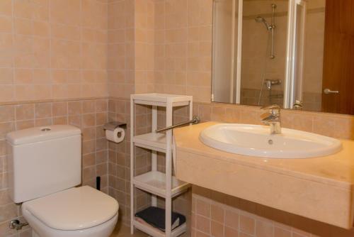 WELCS APARTAMENTO 289 PDA con piscina comunitaria - image 3