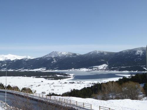 studio cabine résidence les Airelles 2 adultes 2 enfants parking casier à skis - Location saisonnière - Les Angles