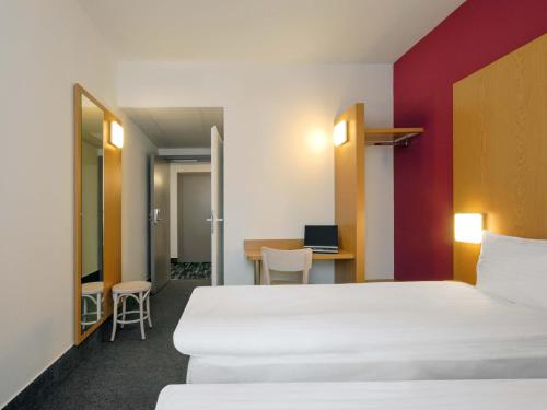 B&B Hotel Prague-City Room Type - Twin Room - Non-Smoking