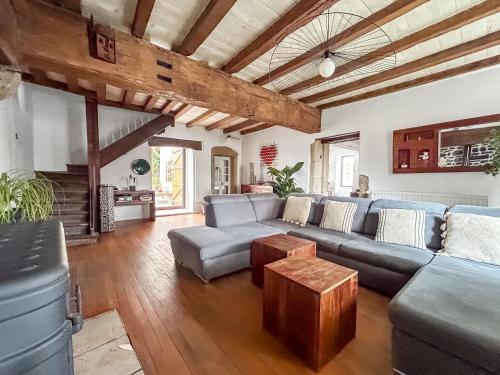 Стая за гости, Maison 200m2 Grand Jardin & Parking in Bougé-Chambalud