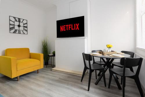 Spacious Central Leicester 4 Bed House – khách sạn tại Westcotes