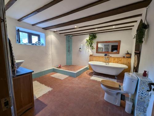 Casa Satori Country House & Pool Sleeps 8 in El Contador