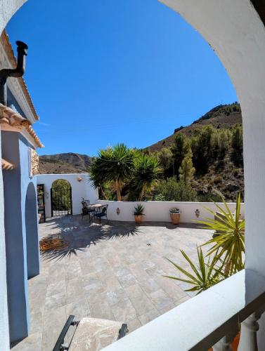 Casa Satori Country House & Pool Sleeps 8 in El Contador
