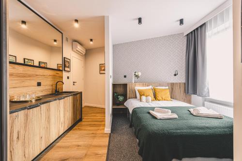 Klimatyczna Kamienica w Centrum Torunia - Garbary 12 by 2HomeRent