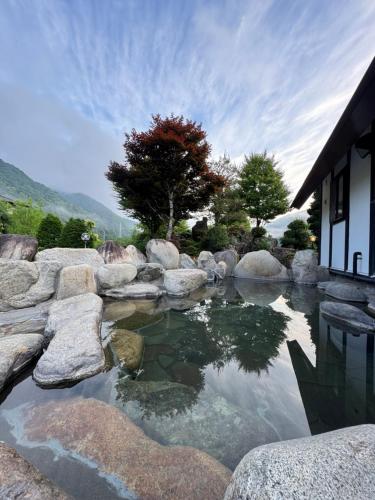 白川郷ひらせ温泉ゲストハウス