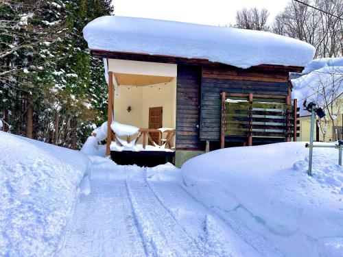 東京2時間スキー場徒歩3分温泉付 友達や家族と一棟貸