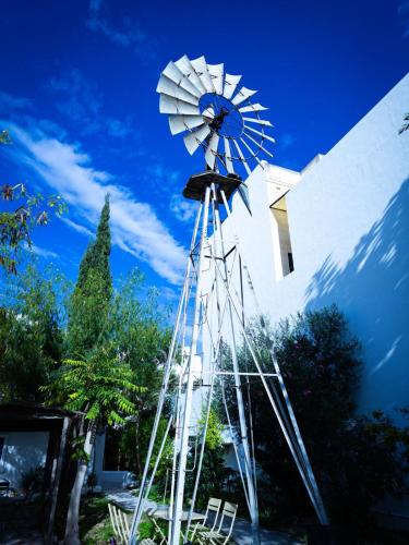 Windmill Hostel, Saint Julianʼs