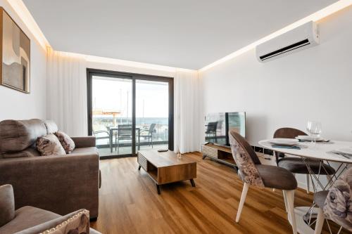 Luxury Seafront Escape I in Canical