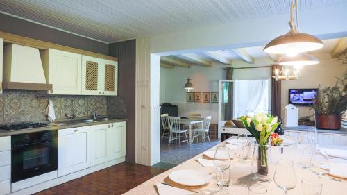 LA VILLA DINA 10, Emma Villas - Accommodation - Modigliana