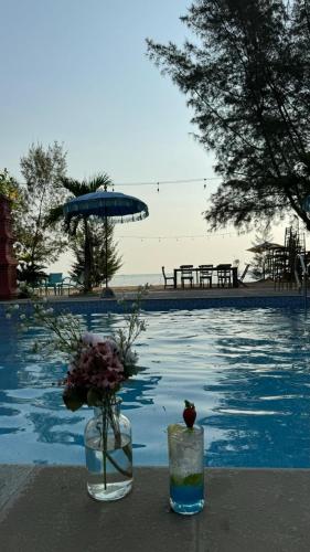 Vinn Villa, Coffee & Resto in Jepara Beach